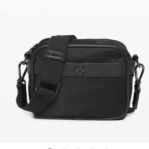 Lululemon Now and Always Crossbody Mini Bag black
